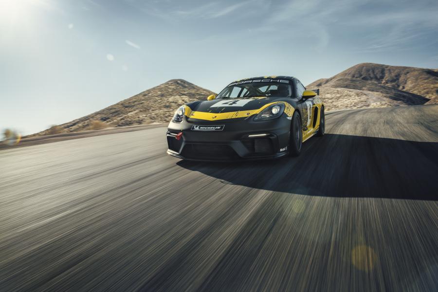  Porsche 718 Cayman GT4 Clubsport (982C) 2019 года  (фото 13 из 48)